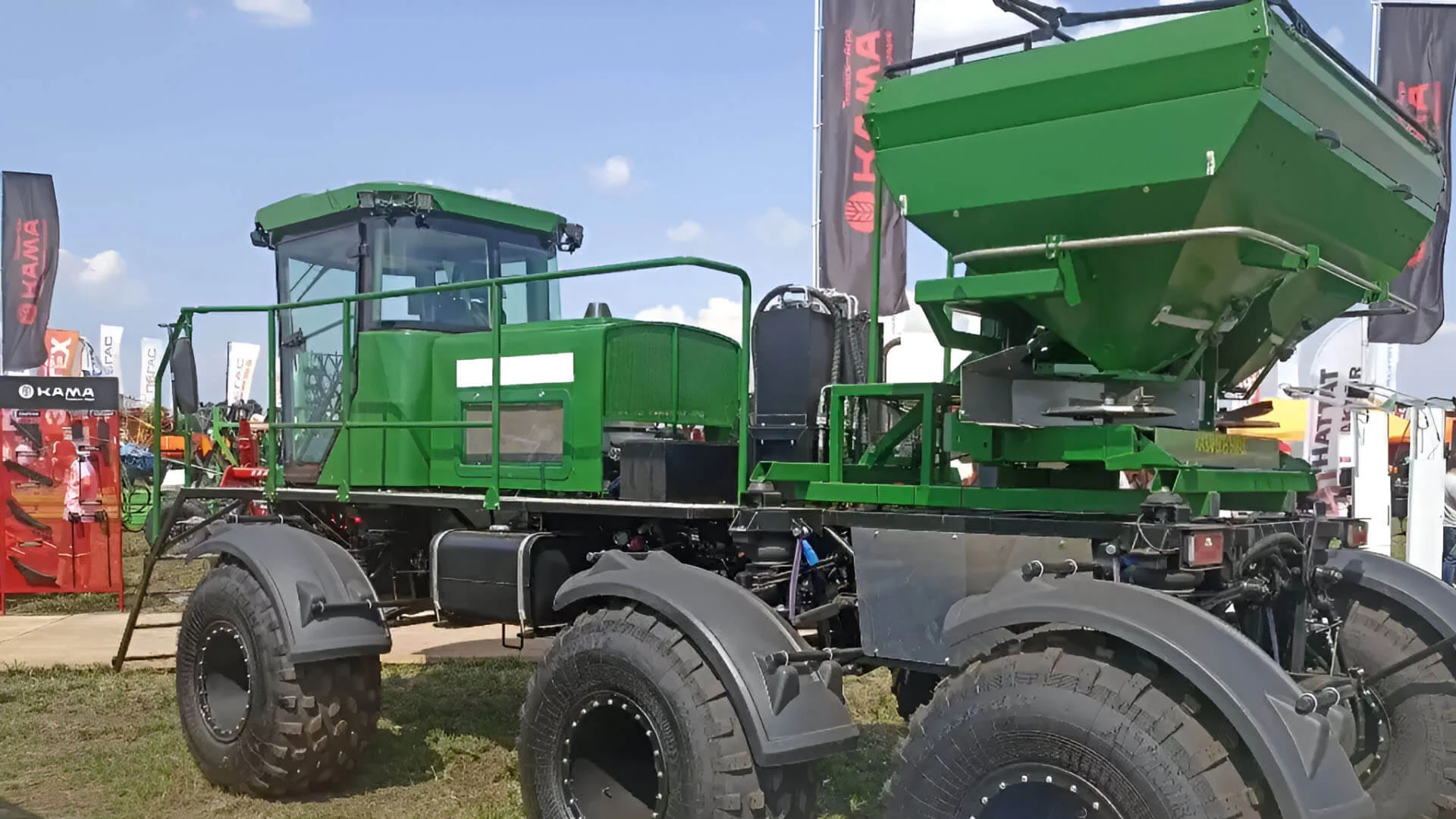 казаньсельмаш. ос-3000 казаньсельмаш полуось. казаньсельмаш продукция. миксер казаньсельмаш. казаньсельмаш.