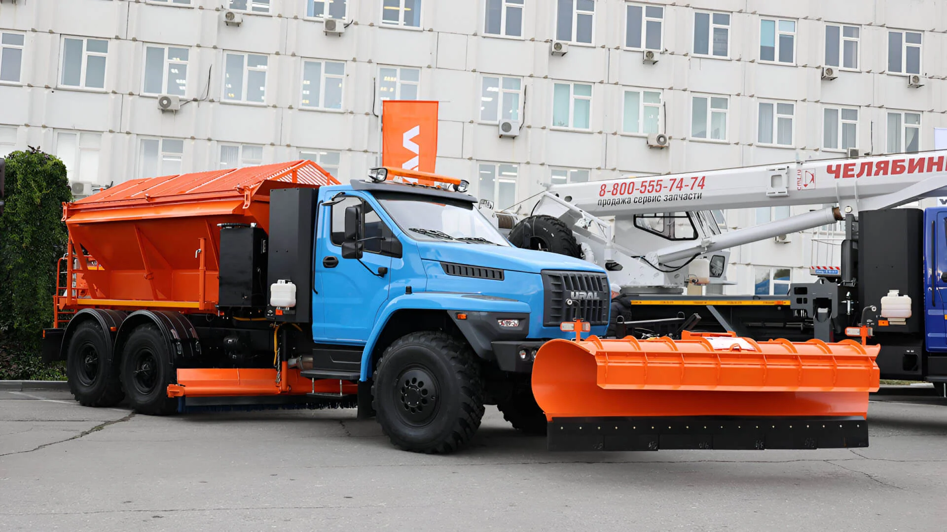 В Челябинской области изготовили первую в России дорожную машину на газовом топливе