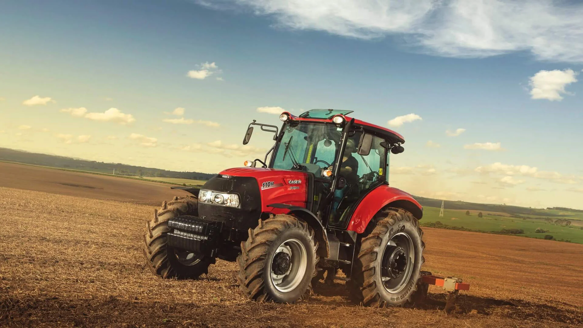 Case IH представил новые тракторы Farmall 110M и 120M